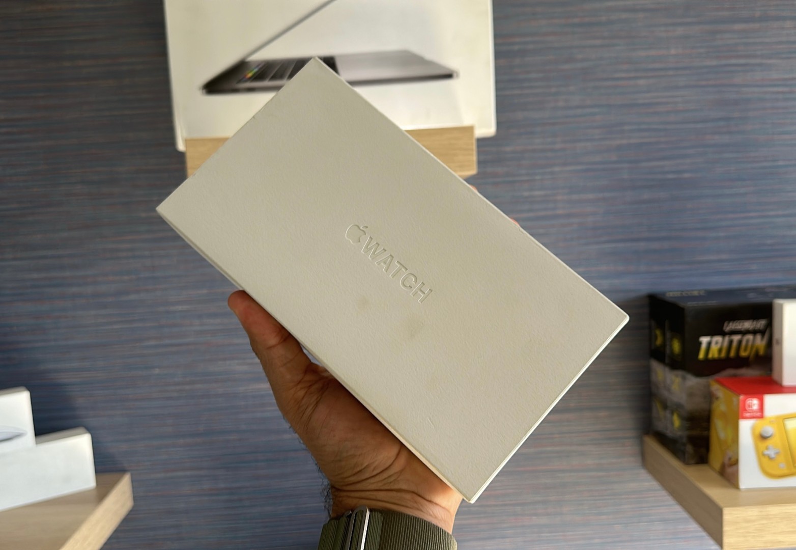 accesorios para electronica - Vendo Apple Watch ULTRA 49mm Cel + Gps Midnight Nuevo Sellado, RD$ 47,995 NEG