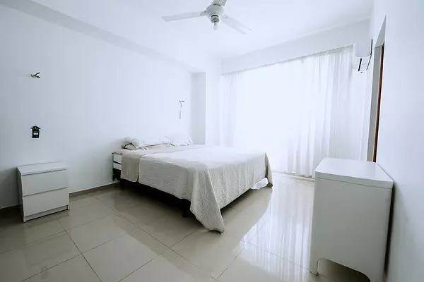 apartamentos - Vendo apartamento en Miramar 2