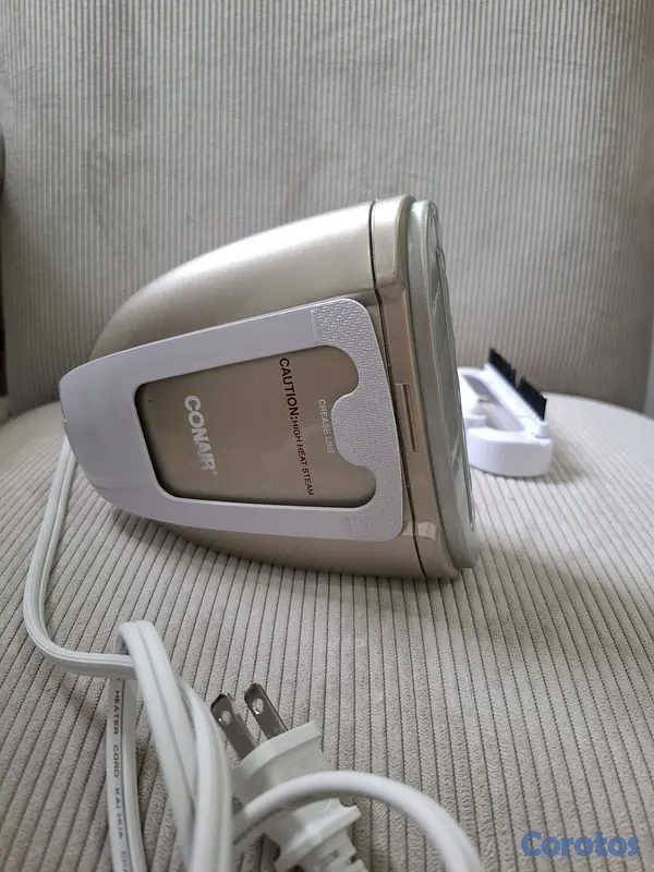 electrodomesticos - Plancha de vapor 
iron steamer conair 3