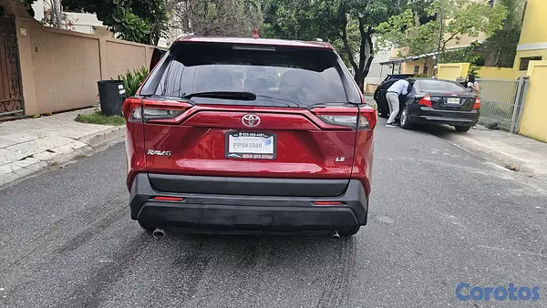 jeepetas y camionetas - Toyota rav4 2021 5