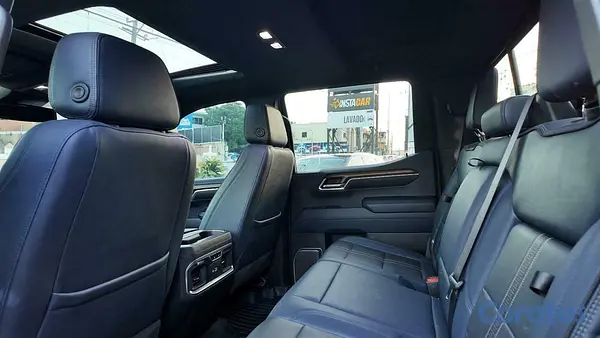jeepetas y camionetas - CHEVROLET SILVERADO HIGH COUNTRY DURAMAX 7