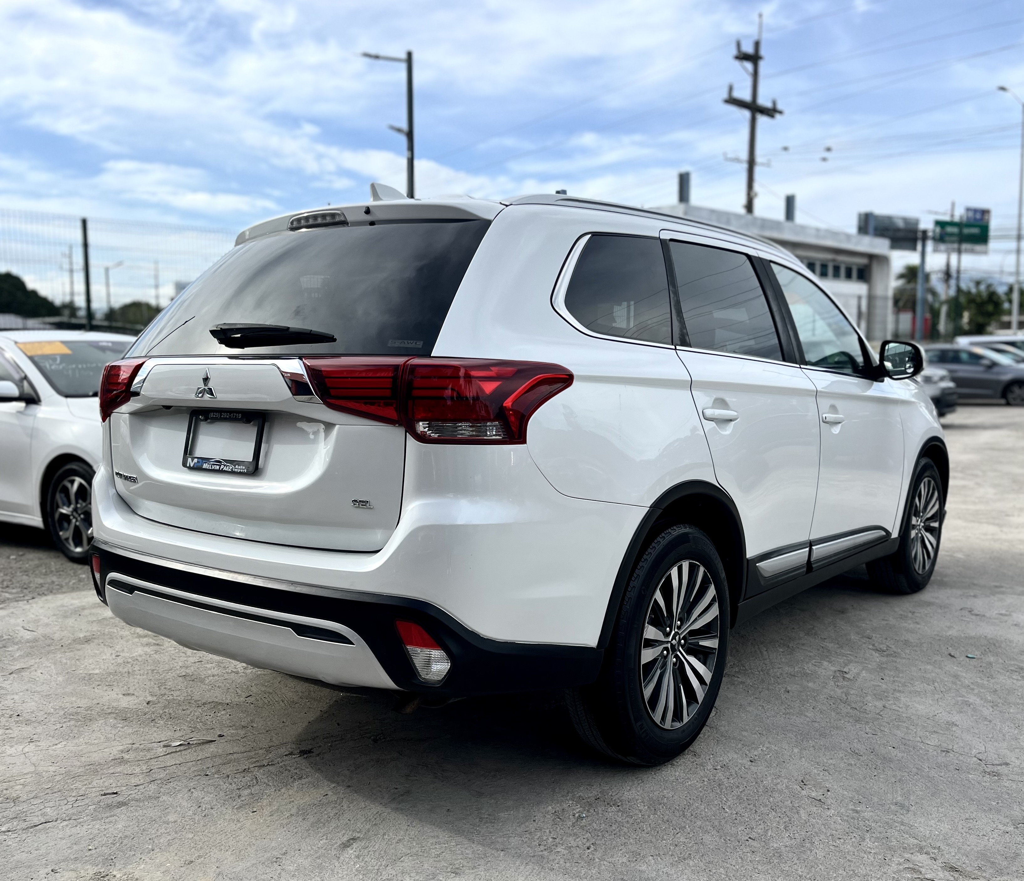 jeepetas y camionetas - Mitsubishi Outlander 2020 – Versión SEL
 3