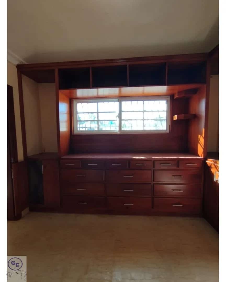 muebles y colchones - Walking Closet en madera de caoba 