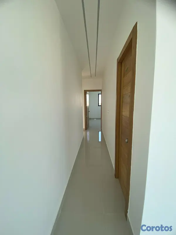 apartamentos - Apartamento familiar con una sala con ventanales p 12