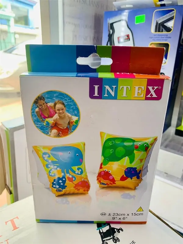 cuidado y nutricion - Flotador Intex 2