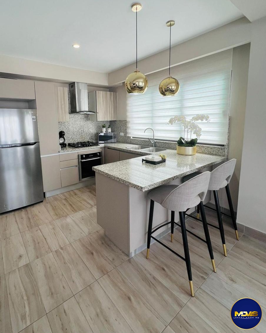 apartamentos - Se Vende Apartamento totalmente amueblado en Piantini, Santo Domingo  4