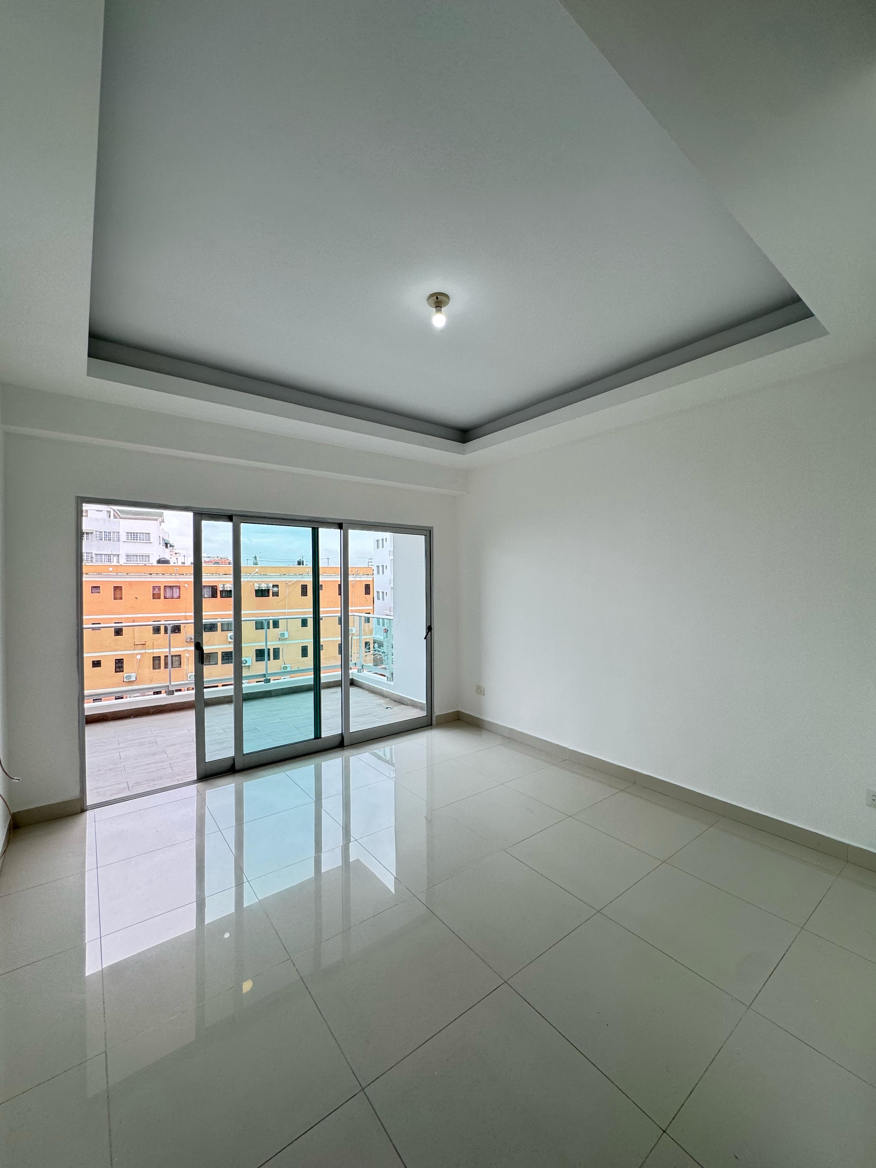 apartamentos - APARTAMENTO EN ALQUILER RENACIMIENTO   CARACTERIST 1
