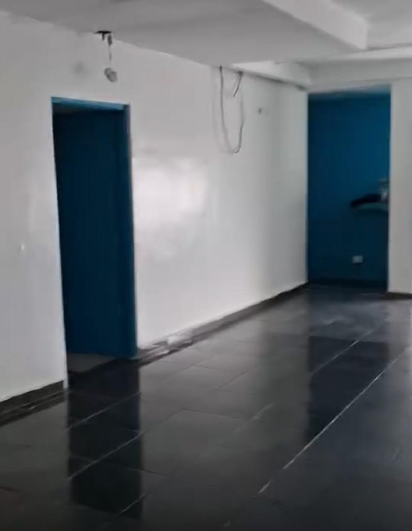oficinas y locales comerciales - se alquila local  2