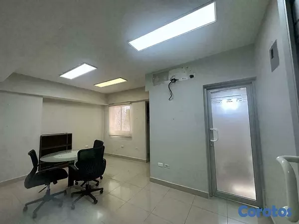 oficinas y locales comerciales - Alquilo local en Ensanche Julieta ideal para Consultorio o Oficina 3