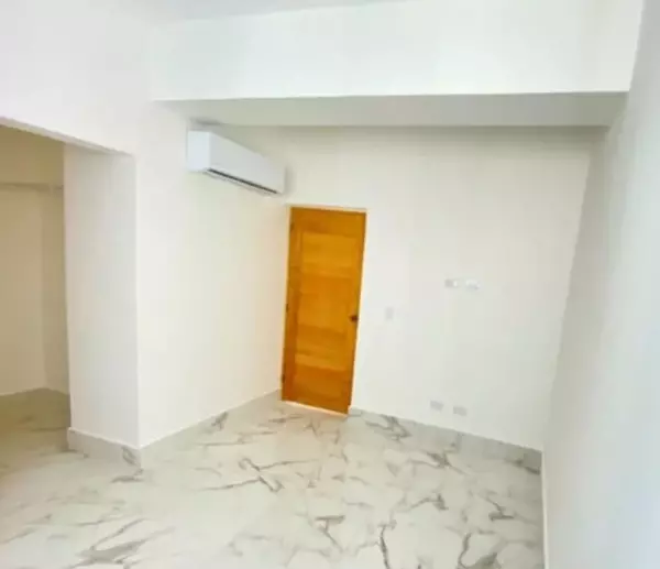apartamentos - ALQUILO FINAMENTE AMUEBLADO CON LINEA BLANCA

Ubicado en la Zona Universitaria,  3