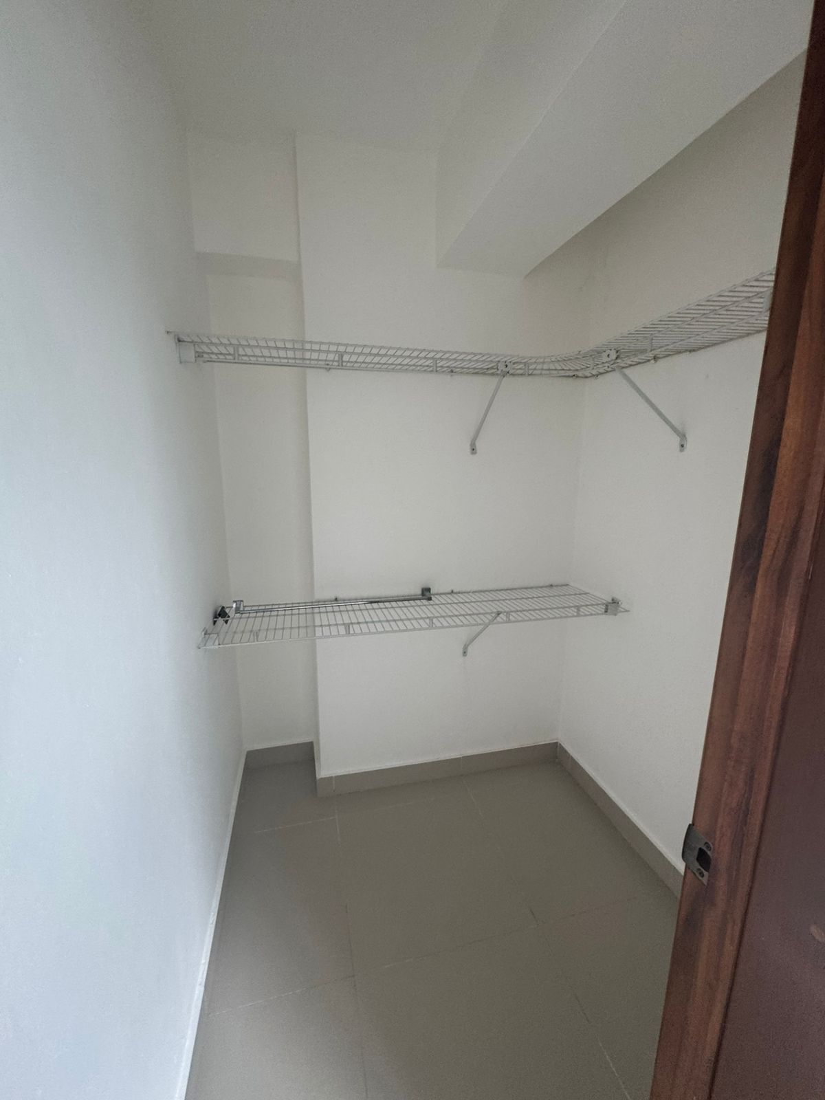 apartamentos - ALQUILO Piso 5 Con Ascensor de 1 HABITACIÓN En Viejo Arroyo Hondo Detrás de Ik 1