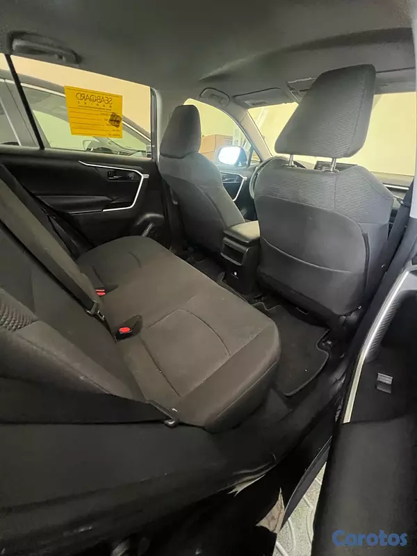 jeepetas y camionetas - Toyota rav-4 2020 LE  7
