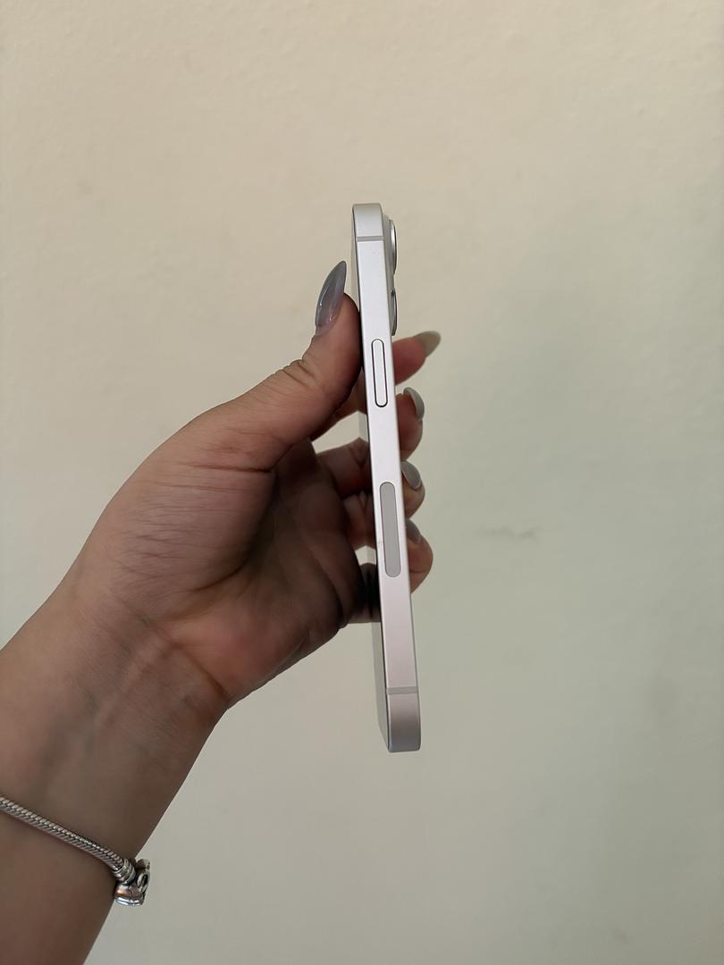 celulares y tabletas - Se vende iPhone 14 normal Factory, batería 85% 2
