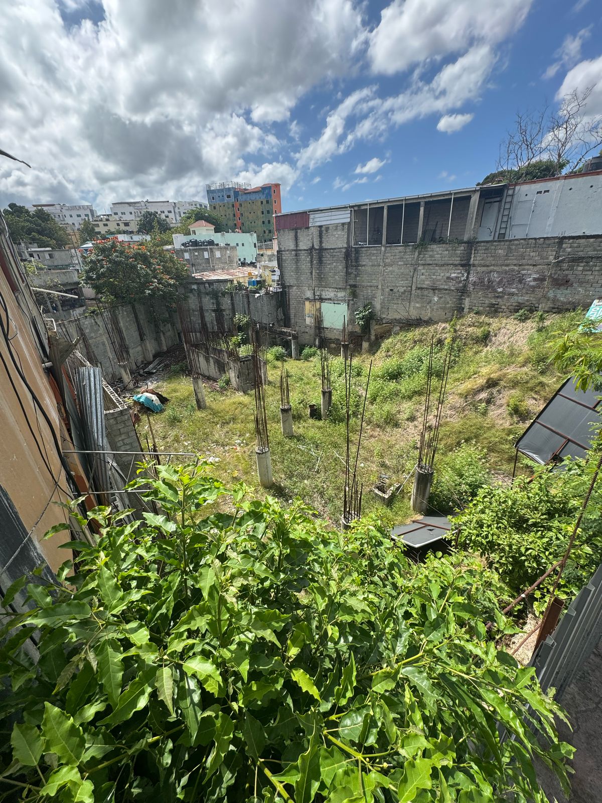 solares y terrenos - VENDO Solar de 804 Metros En La Avenida Los Prócer 4