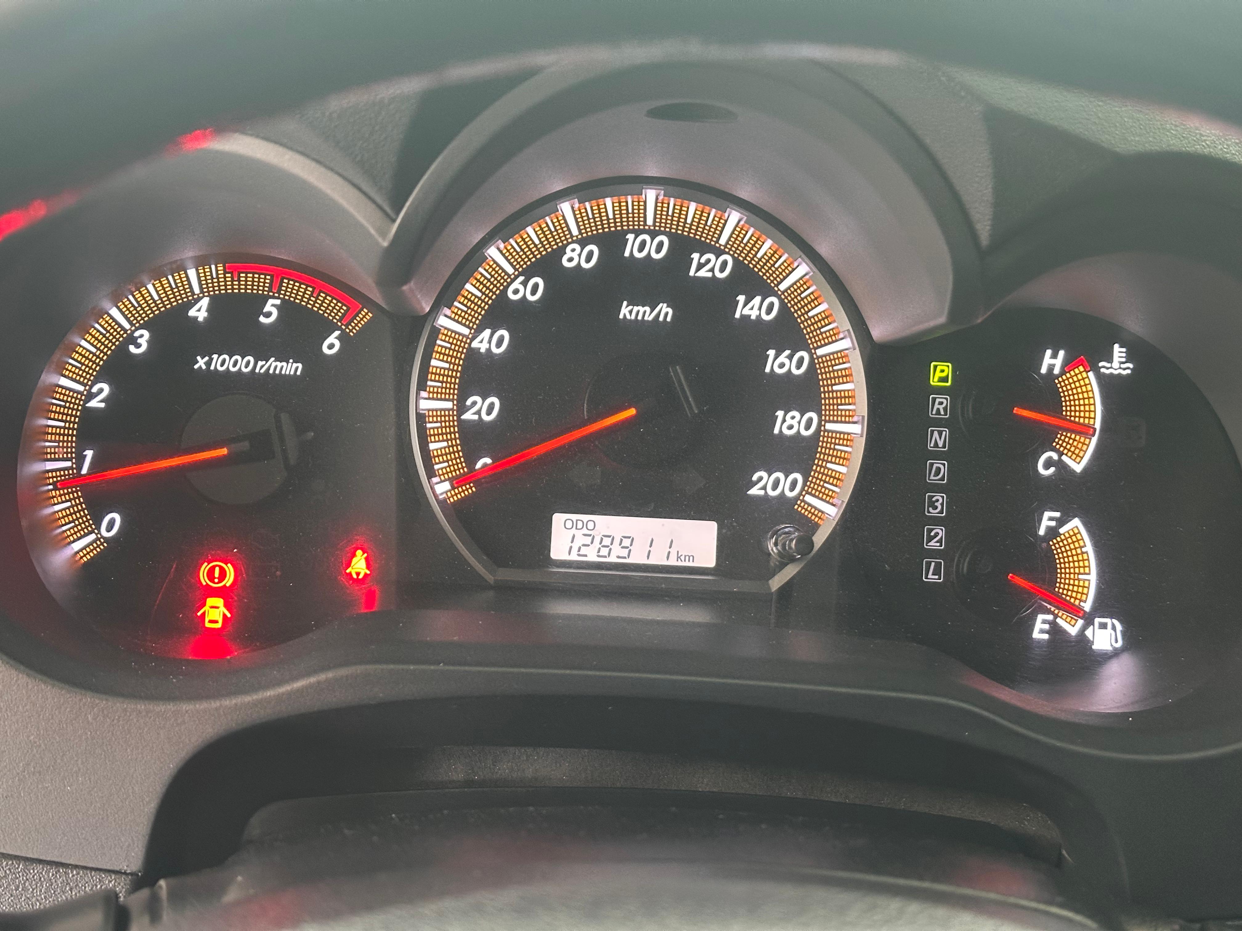 jeepetas y camionetas - Toyota hilux 2015 4