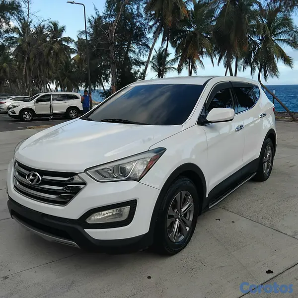 jeepetas y camionetas - Hyundai Santa Fe año 2016 8