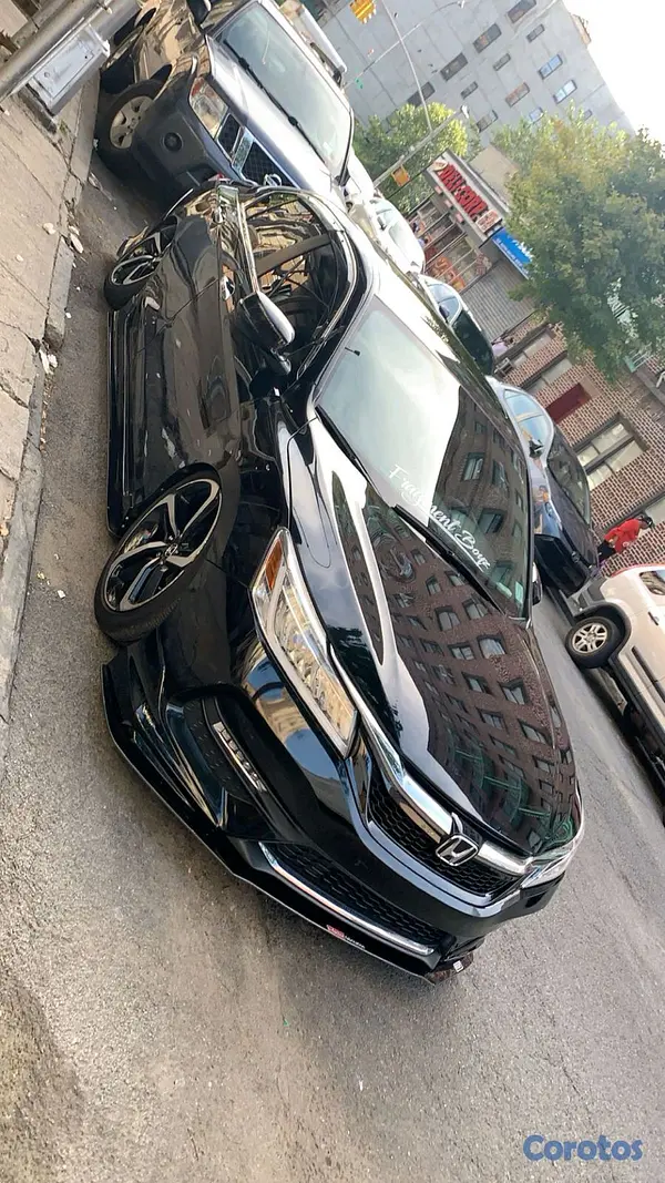 carros - el carro se trajo de Estados Unidos todo al día impecable mucho extras  7