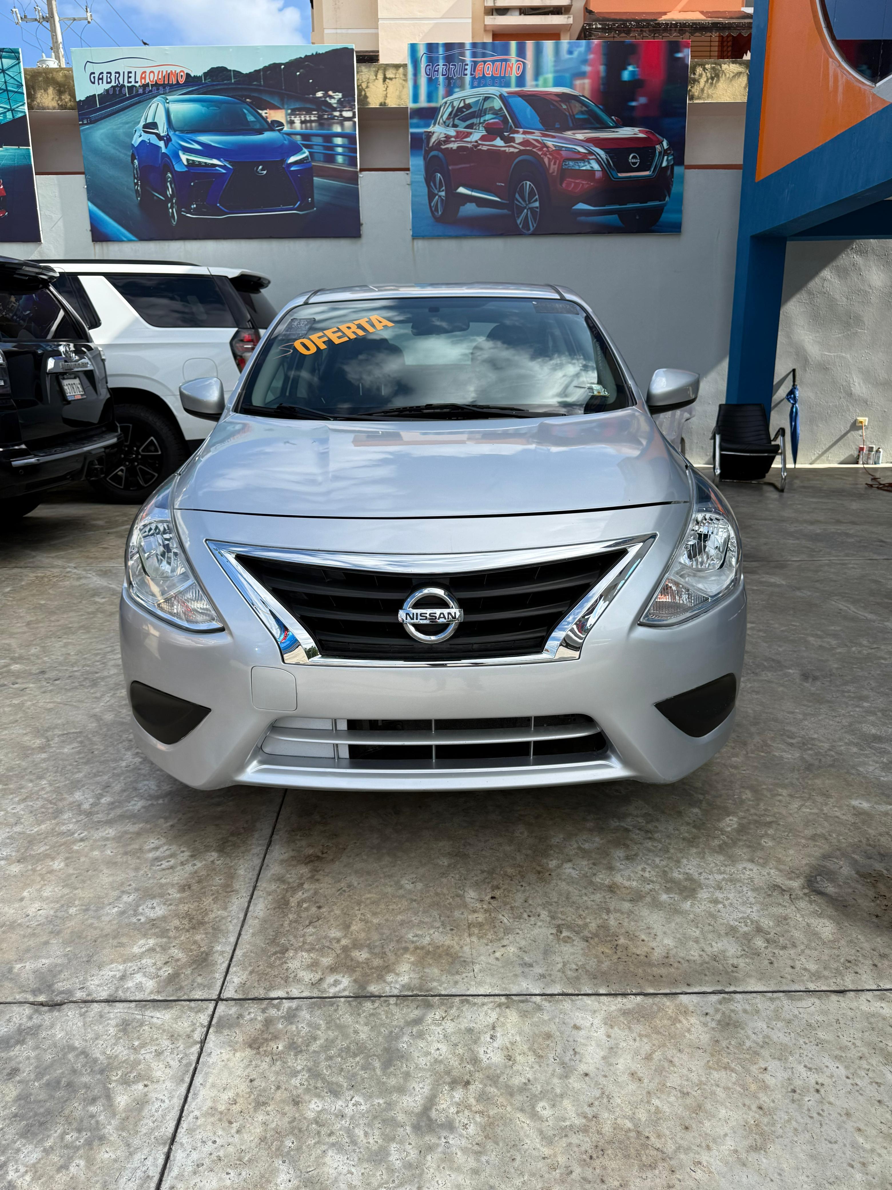 carros - nissan versa sv 3