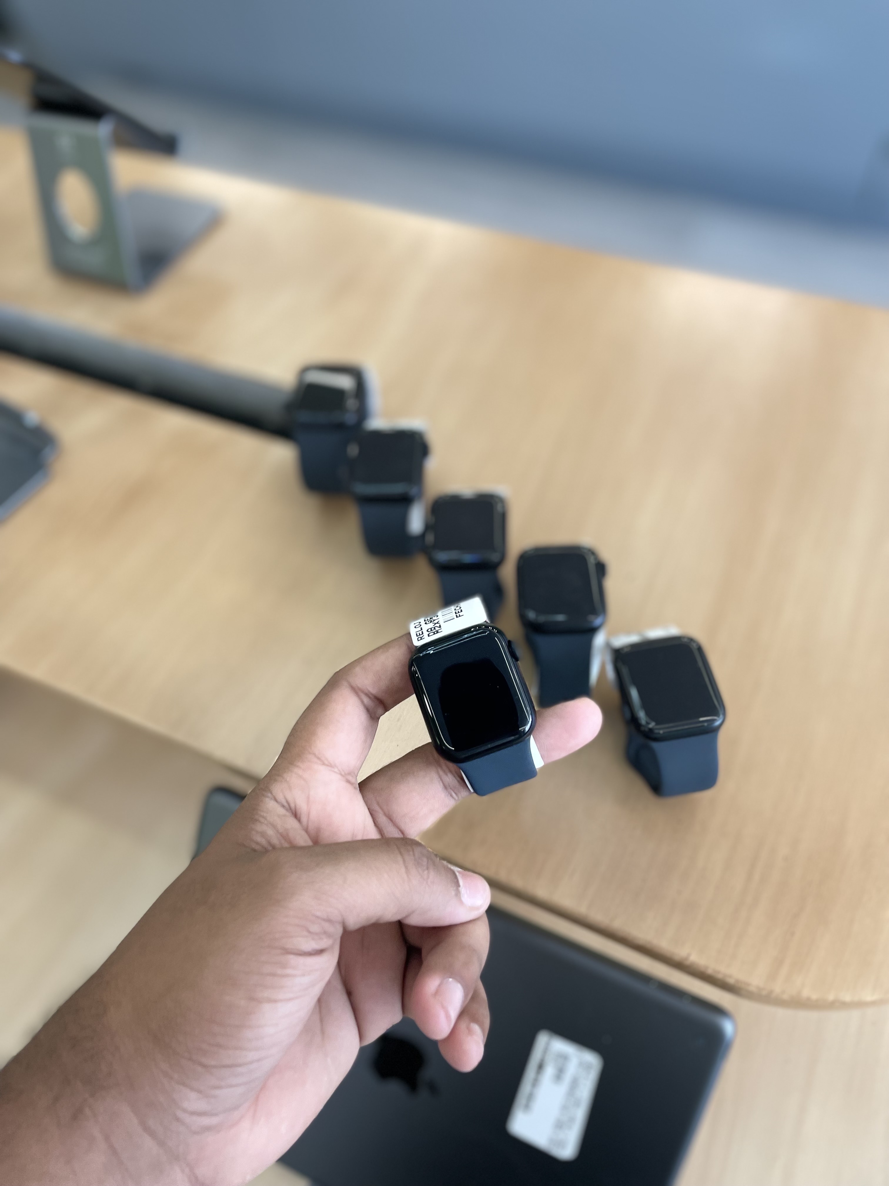 otros electronicos - APPLE WATCH SERIE SE (2DA GENERACIÓN)41MM 2