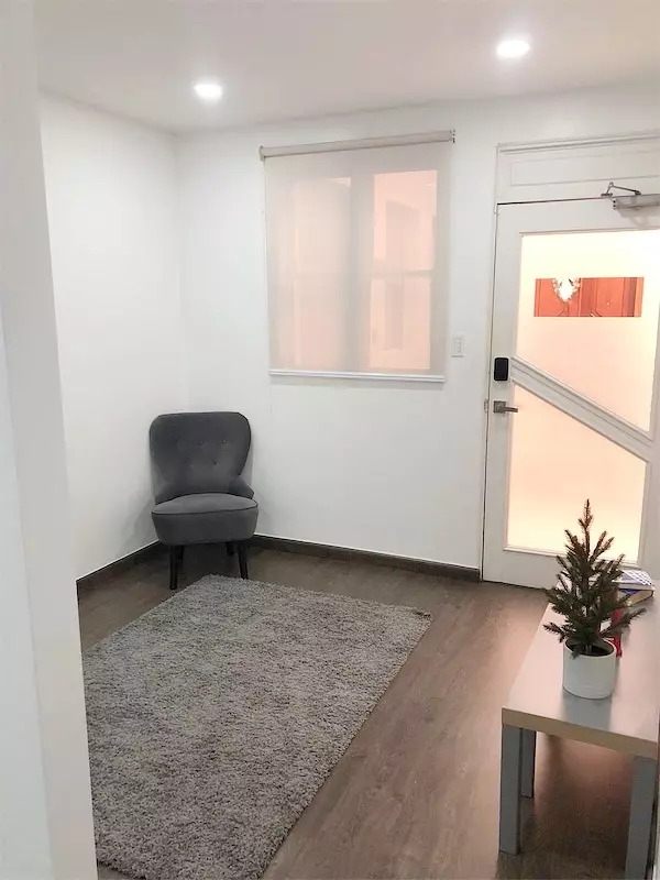 oficinas y locales comerciales - Local céntrico en Naco  6