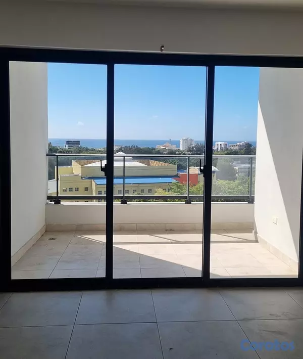 apartamentos - Alquilo Elegante Apartamento en Av. Bolívar, vista al mar, 3 habitaciones. 9