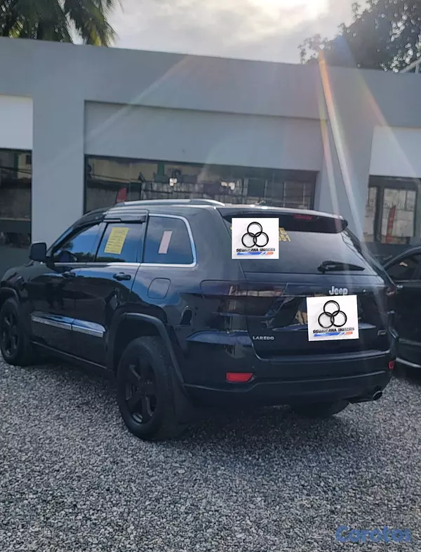 jeepetas y camionetas - JEEP GRAND CHEROKEE LAREDO 2012 7