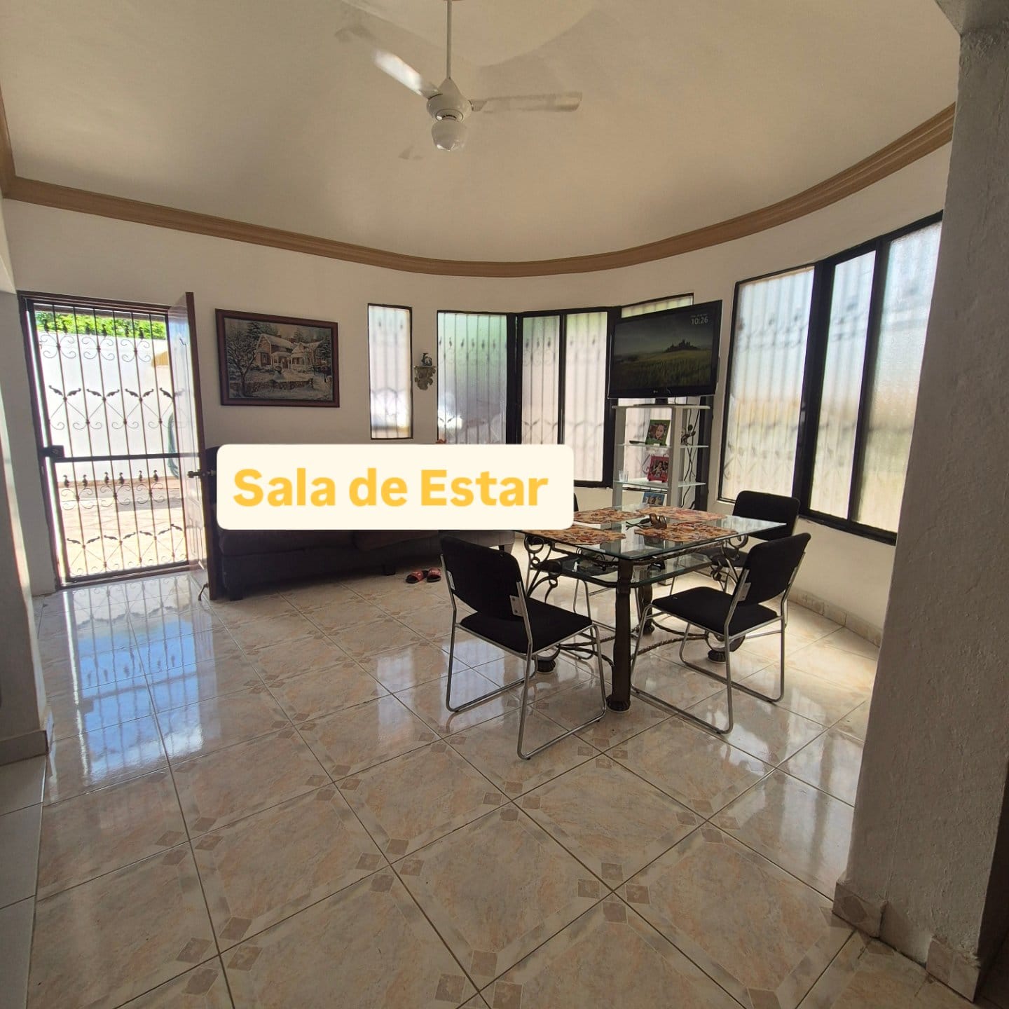 casas - Espaciosa Casa de Venta en Villa Maria, 2 Niveles 1