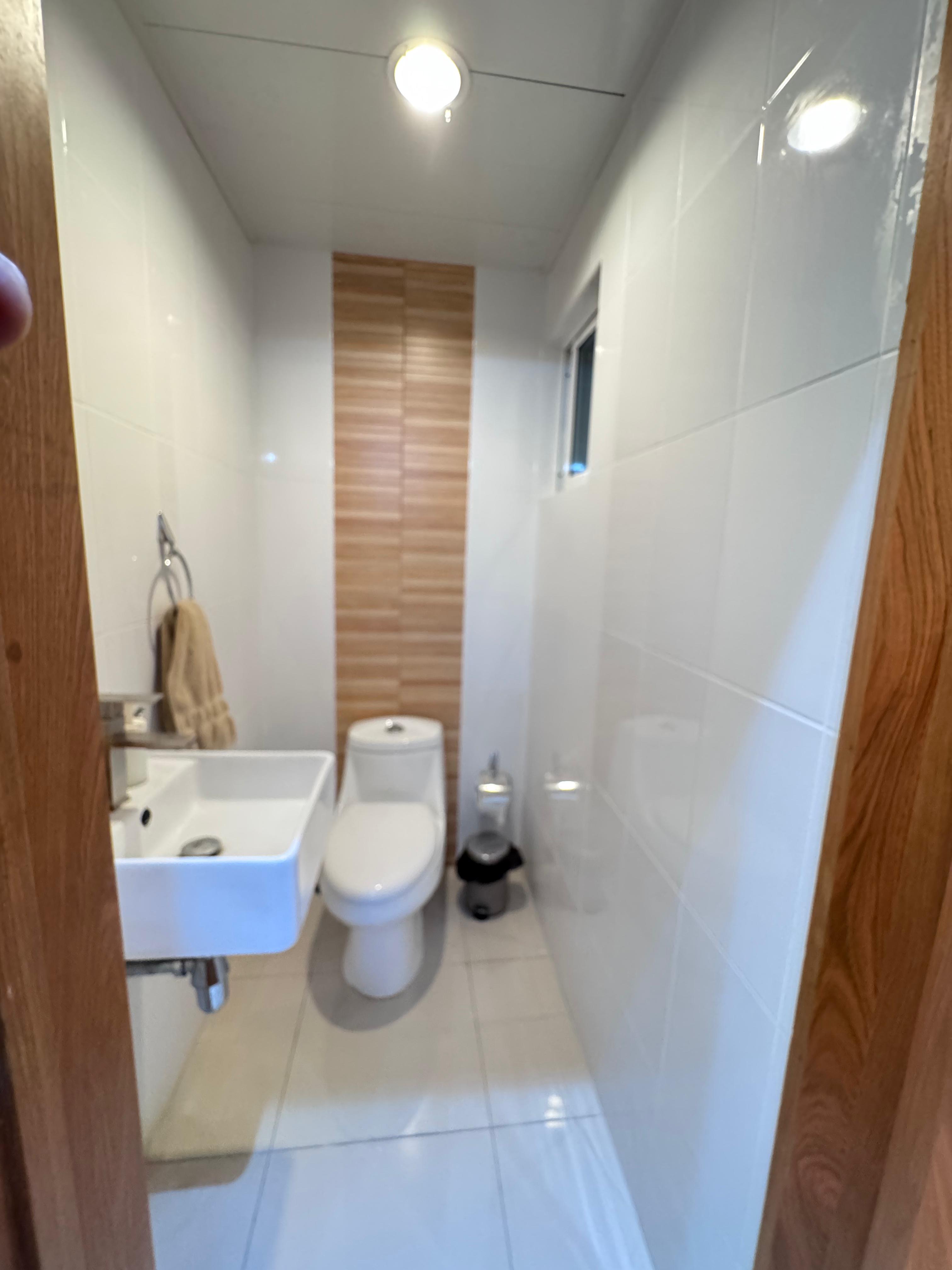 apartamentos - Vendo Evaristo morales piso 6 dos hab 2.5 baños do 9
