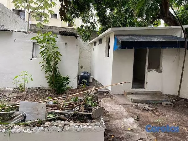casas - Casa para Reformar en Gazcue con solar de 4356m2 5