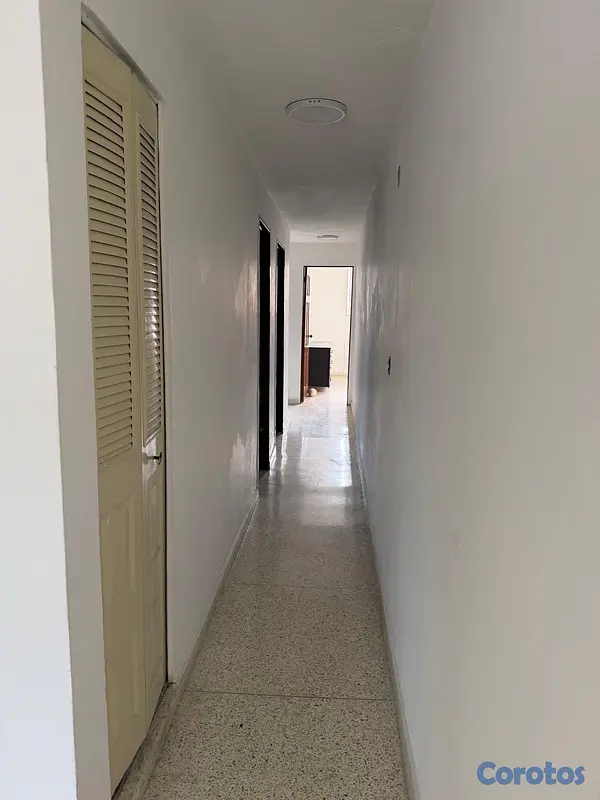 apartamentos - Venta de Apartamento en Los Prados – 3er Piso 4
