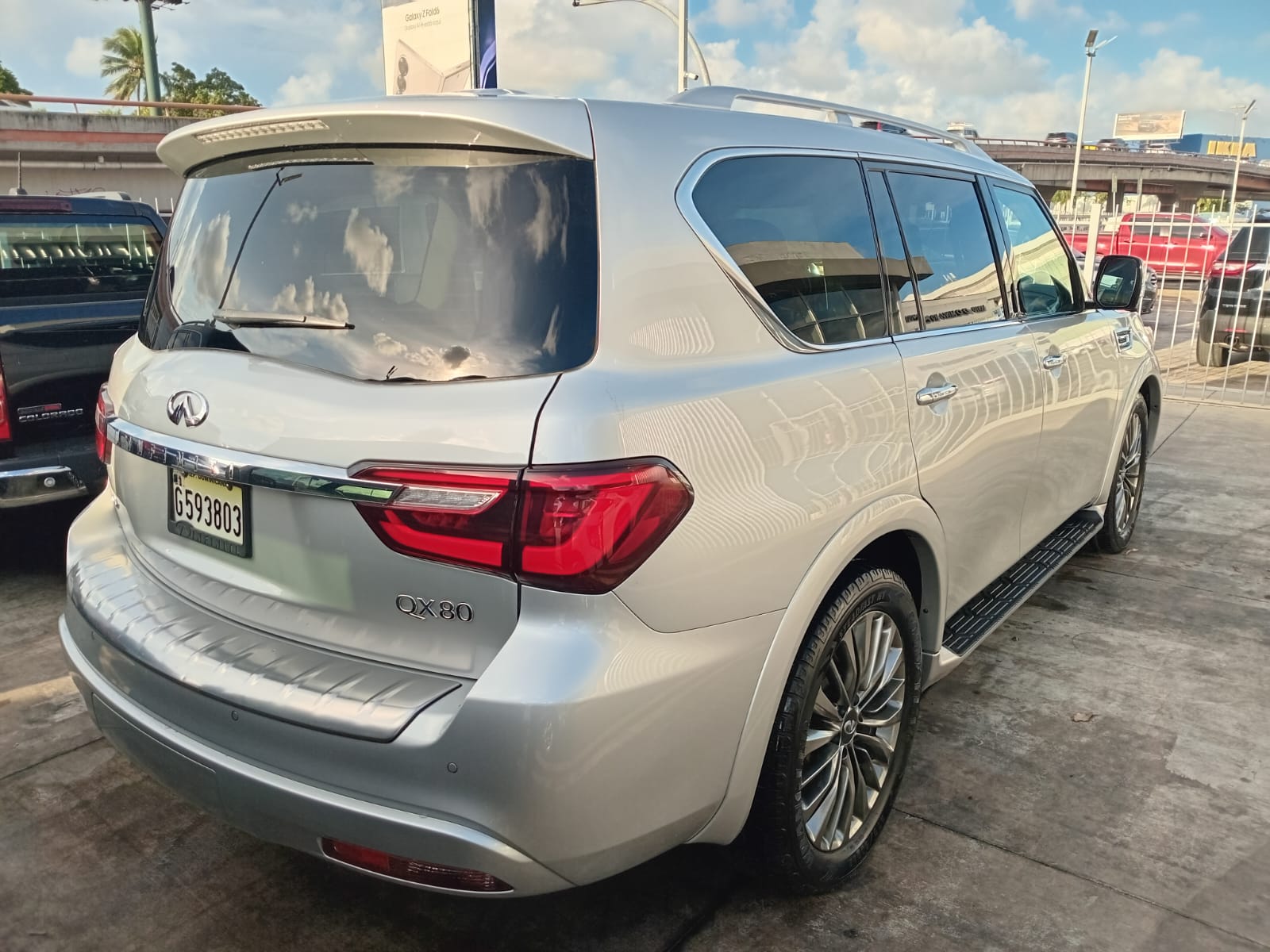 jeepetas y camionetas - Infiniti QX-80 2022 3