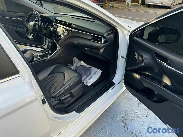 carros - Toyota camry se 2018 clean  8