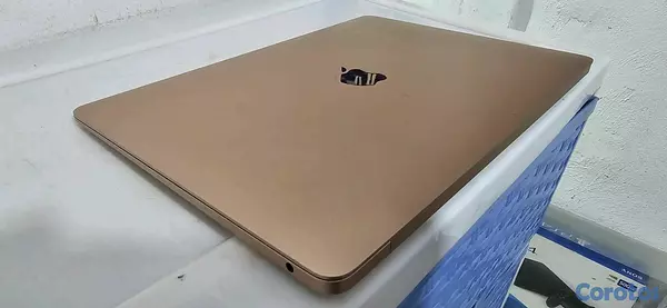 computadoras y laptops - Macbook Air Cold oro 13.3 Pulg M1 Ram 8gb Disco 256gb ssd año 2020 3