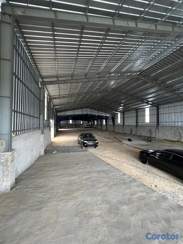 oficinas y locales comerciales - Nave Industrial en Haina próximo a la circunvalación  3