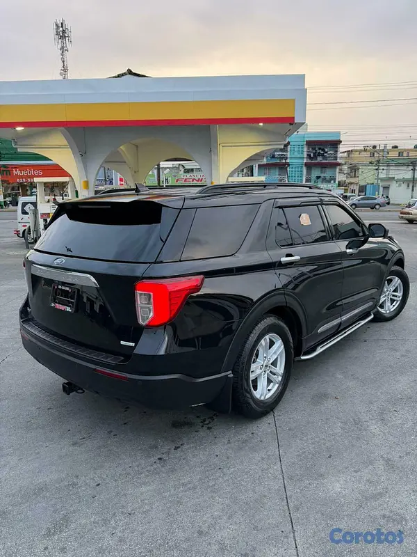 jeepetas y camionetas - Ford Explorer 2021 XLT RWD 6