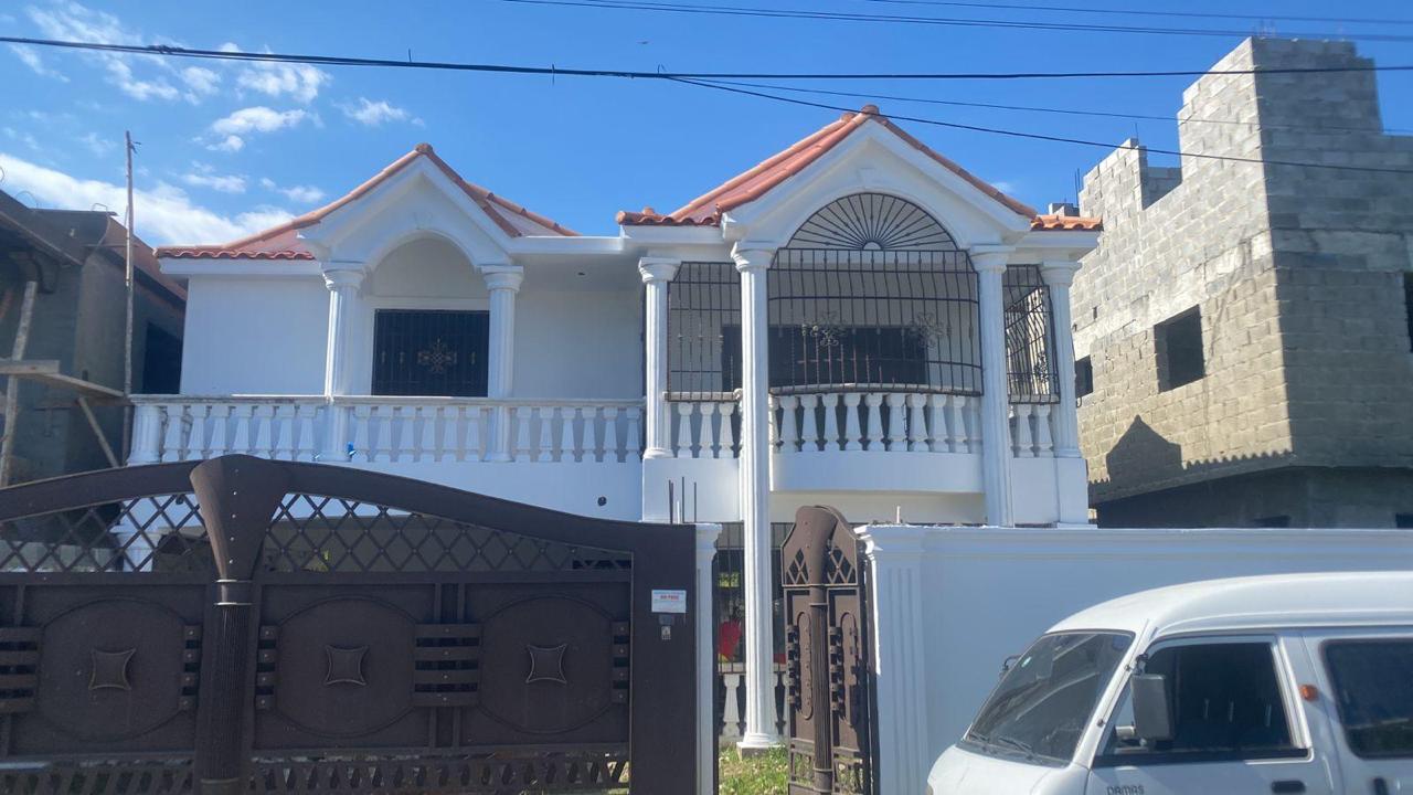 casas - Mejora de 2 niveles, Prado Oriental. Luis