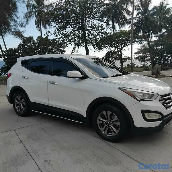 jeepetas y camionetas - Hyundai Santa Fe año 2016 9