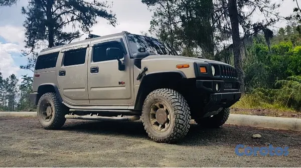 jeepetas y camionetas - VENDO HUMMER H2 10