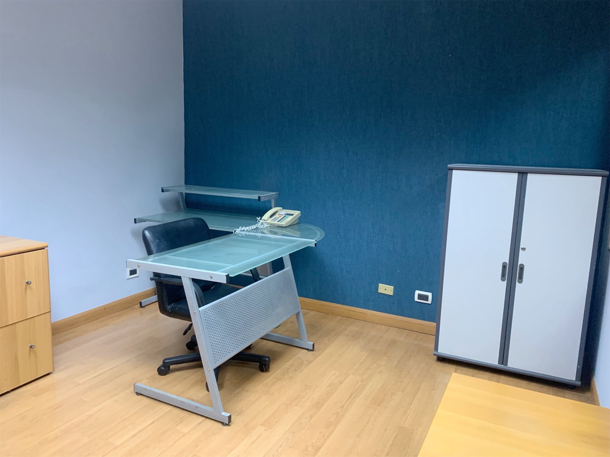 oficinas y locales comerciales - Local amueblado en naco  8