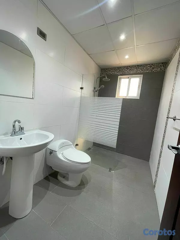 apartamentos - Vendo apartamento en Evaristo Morales. 2
