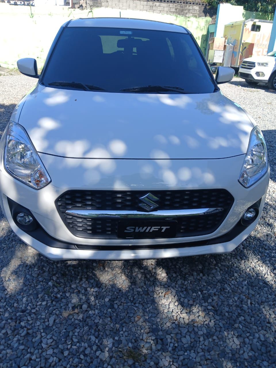 carros - Suzuki Swift GL+ 2024 1