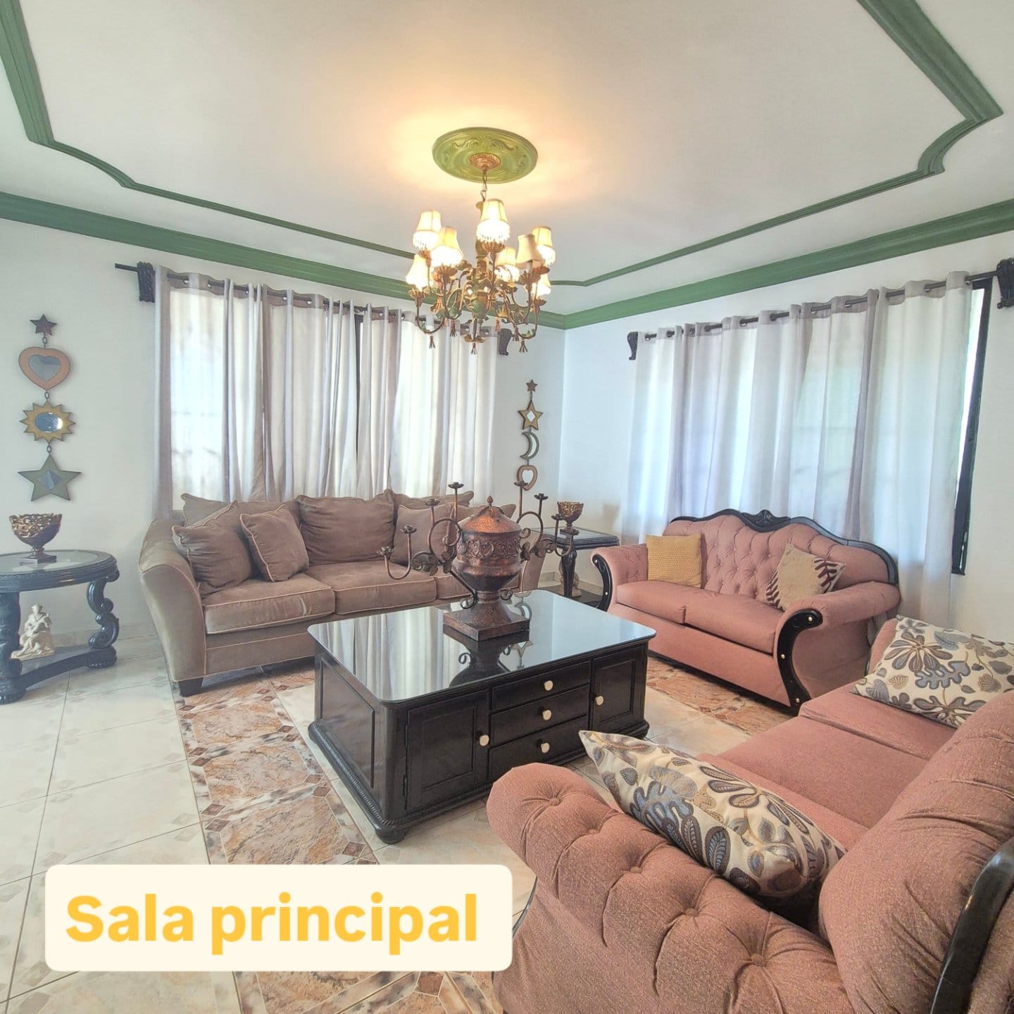 casas - Espaciosa Casa de Venta en Villa Maria, 2 Niveles 2