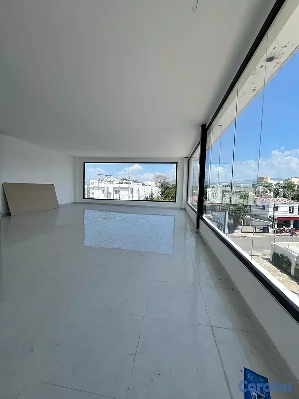 oficinas y locales comerciales - Local
comercial 35 mts2  3