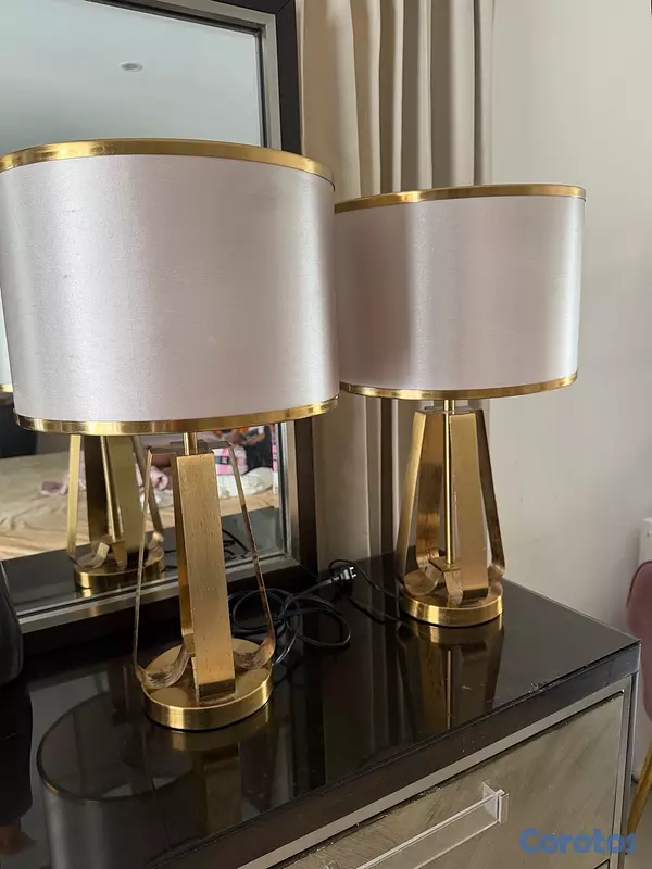 decoración y accesorios - Grande💡 Lámpara en venta 
Se vende lámpara en muy buenas condition 
 3