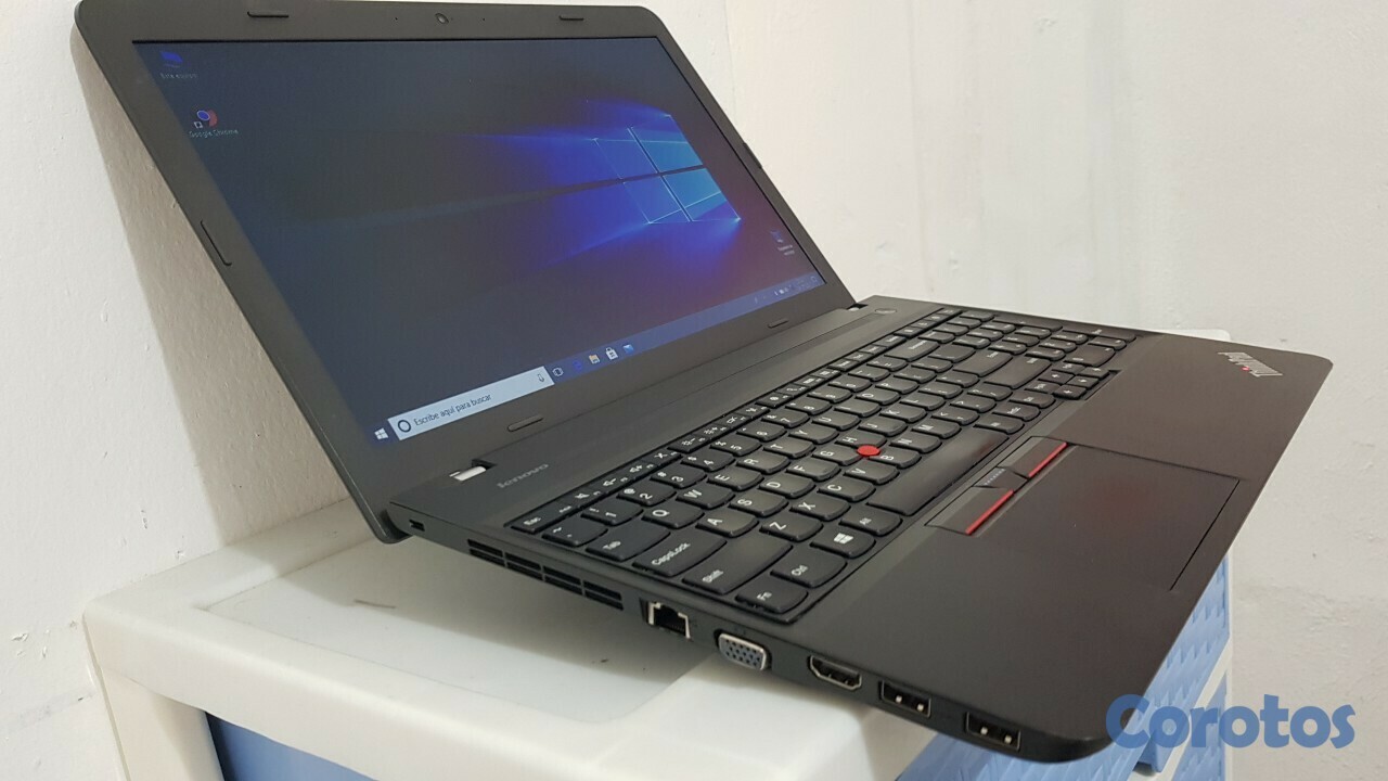 computadoras y laptops - Laptop lenovo 17 Pulg Core i7 6ta Ram 16gb Disco SSD 512GB Aty Radeon R7 2