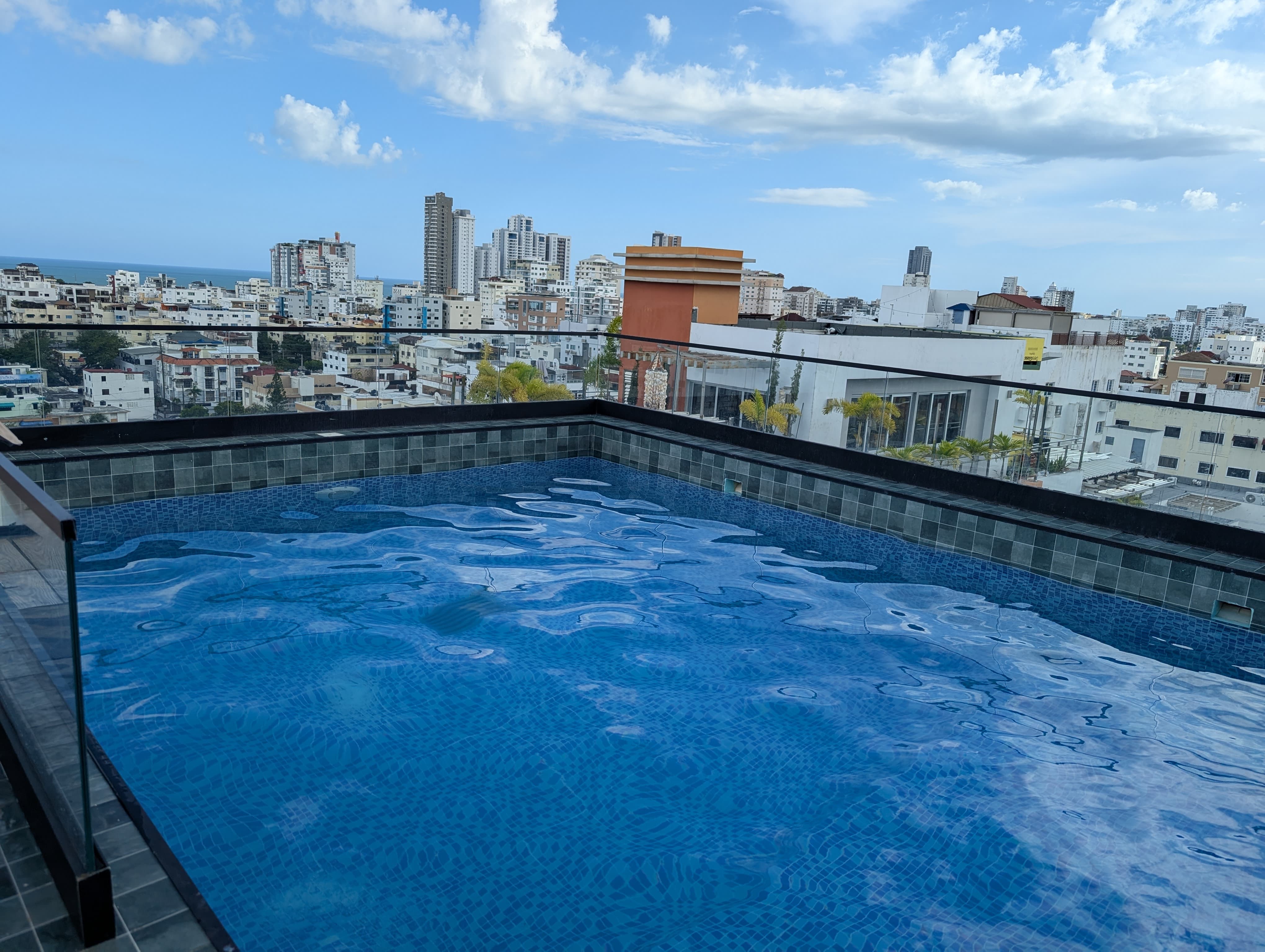 apartamentos - Se vende lujoso apartamento en el Mirador Norte con línea blanca incluida 7