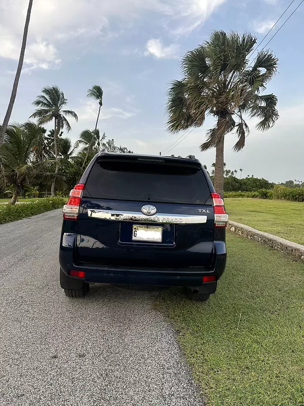 jeepetas y camionetas - Toyota land cruicer prado txl 2015 10