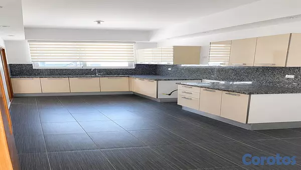 apartamentos - Apartamento en venta con 3 parqueos– Evaristo Morales, D.N. 4
