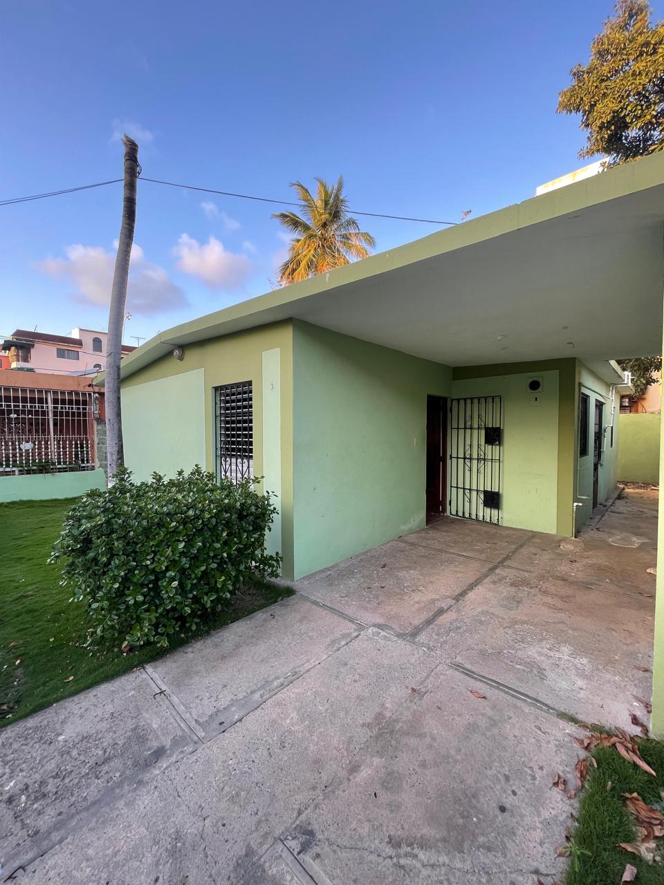 apartamentos - Vendo casa clásica en El Brisal  0