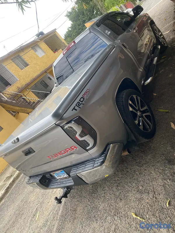 jeepetas y camionetas - Toyota tundra nítida  2